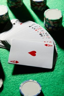 Speed Roulette betting interface showing number grid, colour options, and live dealer on mobile screen